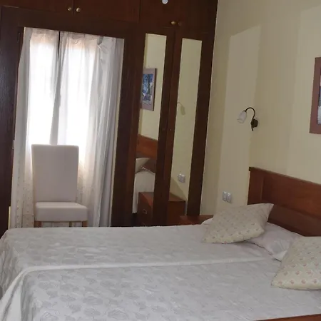 La Aulaga 75, 55
